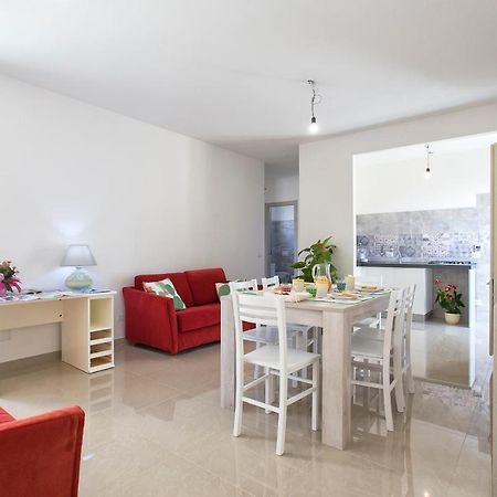 Il Giardino Fiorito Casa Vacanze Alghero Luaran gambar