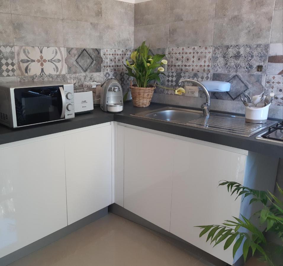 Il Giardino Fiorito Casa Vacanze Alghero Luaran gambar