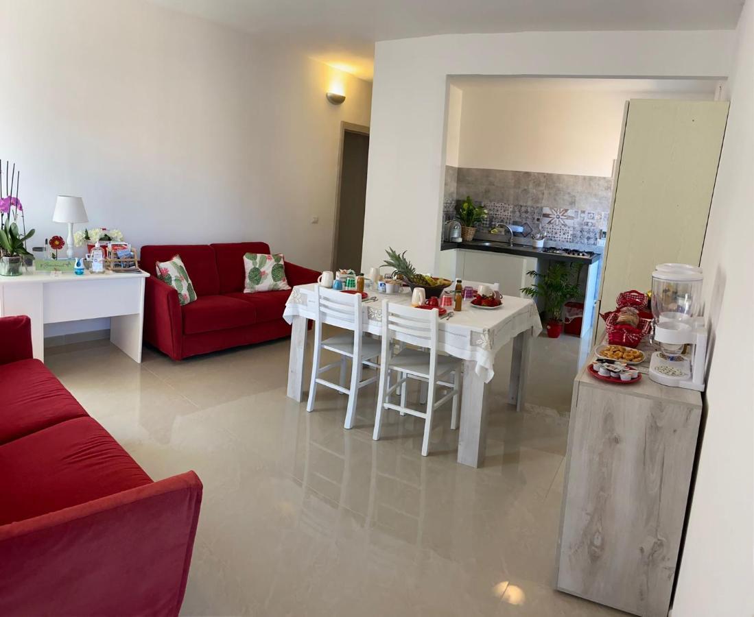 Il Giardino Fiorito Casa Vacanze Alghero Luaran gambar